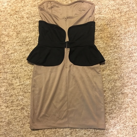 Cute dress size small - Picture 5 of 7